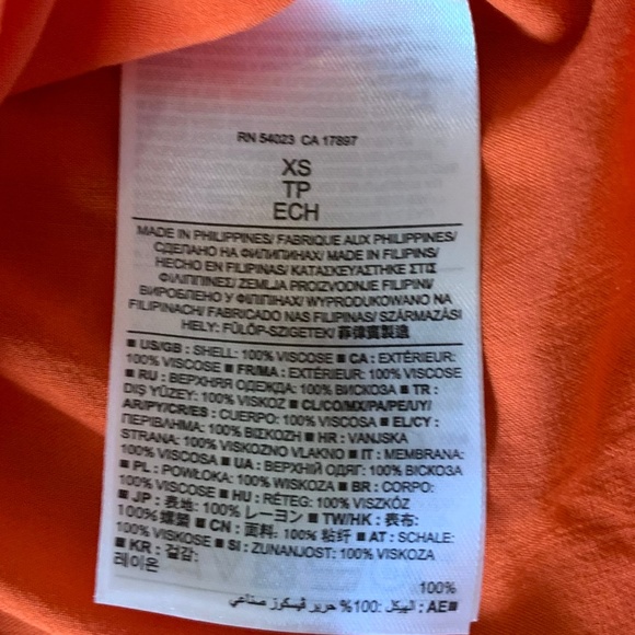 Banana Republic Orange SS Top XS - Picture 4 of 5